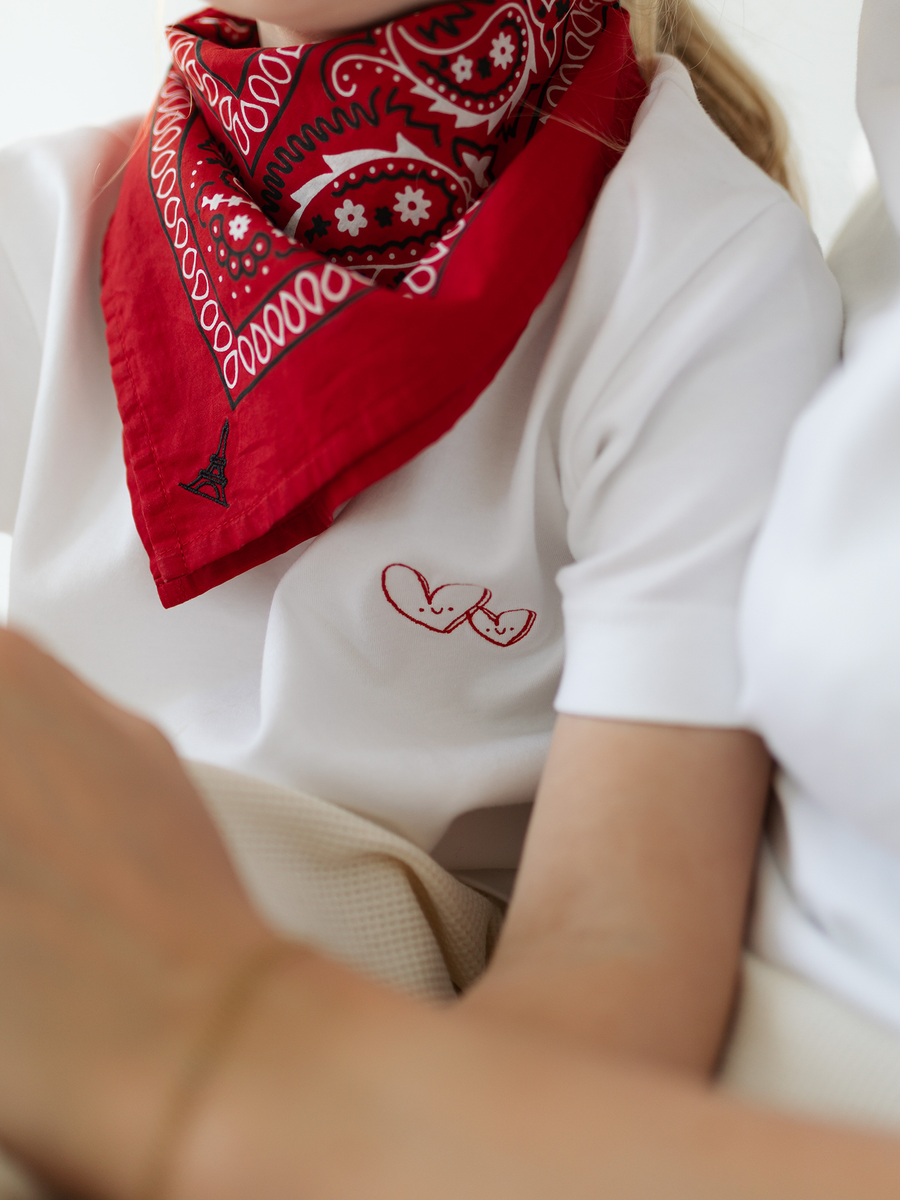 weißes Kinder T-Shirt mit Herz-Print