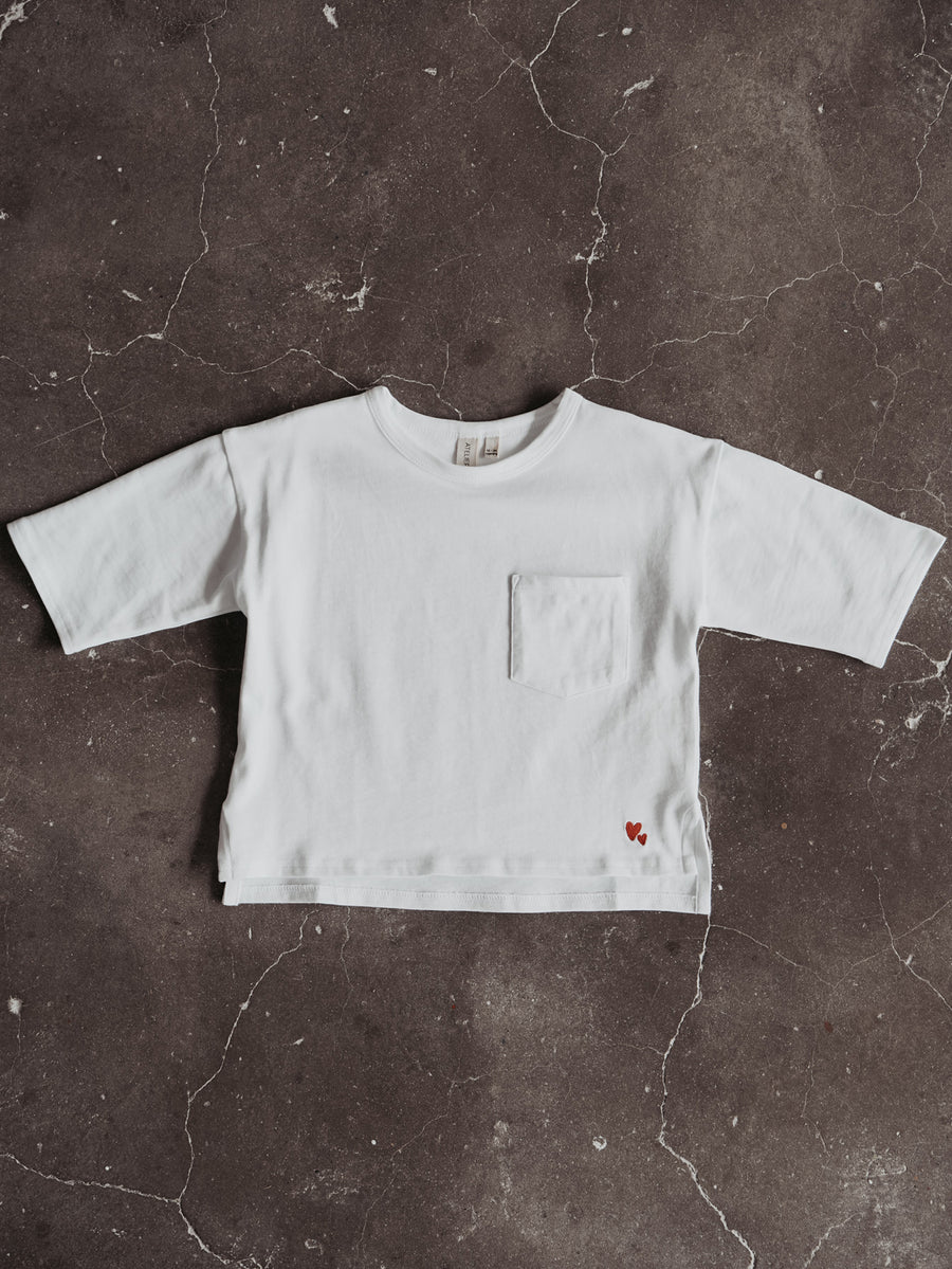 Kids Cool Longsleeve in Milk with heart embroidery on hem and chest pocket